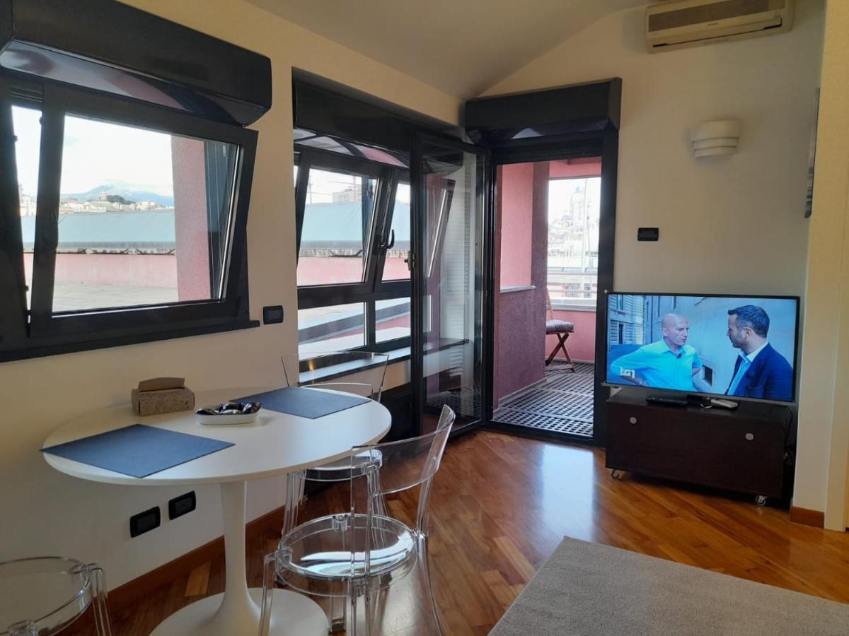 Bilocale Vista Mare Con Terrazzo-Porto Antico- Parcheggio Scontato Appartement Genua Buitenkant foto