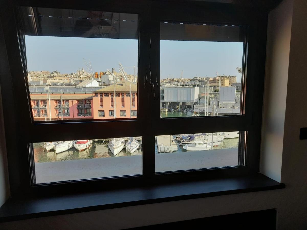 Bilocale Vista Mare Con Terrazzo-Porto Antico- Parcheggio Scontato Appartement Genua Buitenkant foto